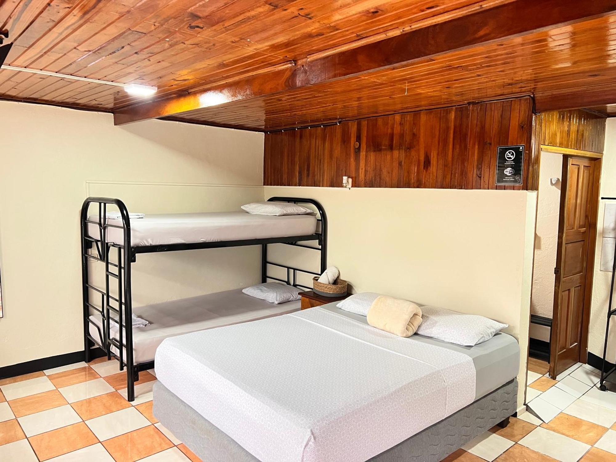 Rio Danta Hostel La Fortuna Luaran gambar
